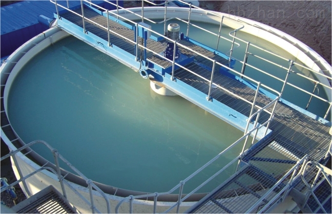 地衛(wèi)環(huán)?？萍糋ZX型中心傳動刮吸泥機(jī)工作原理